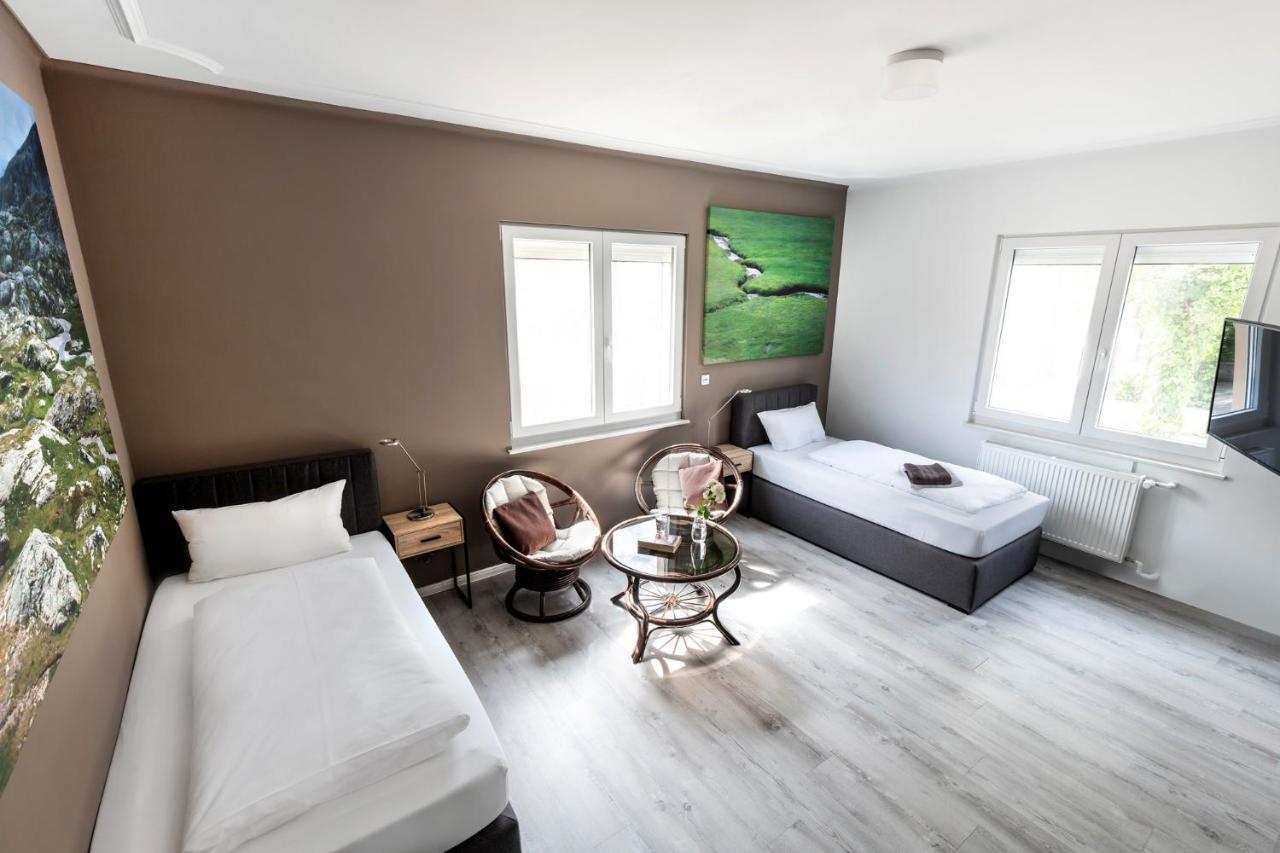 PRIMERA Zimmer mit Gemeinschaftsbad Singen  Exterior foto