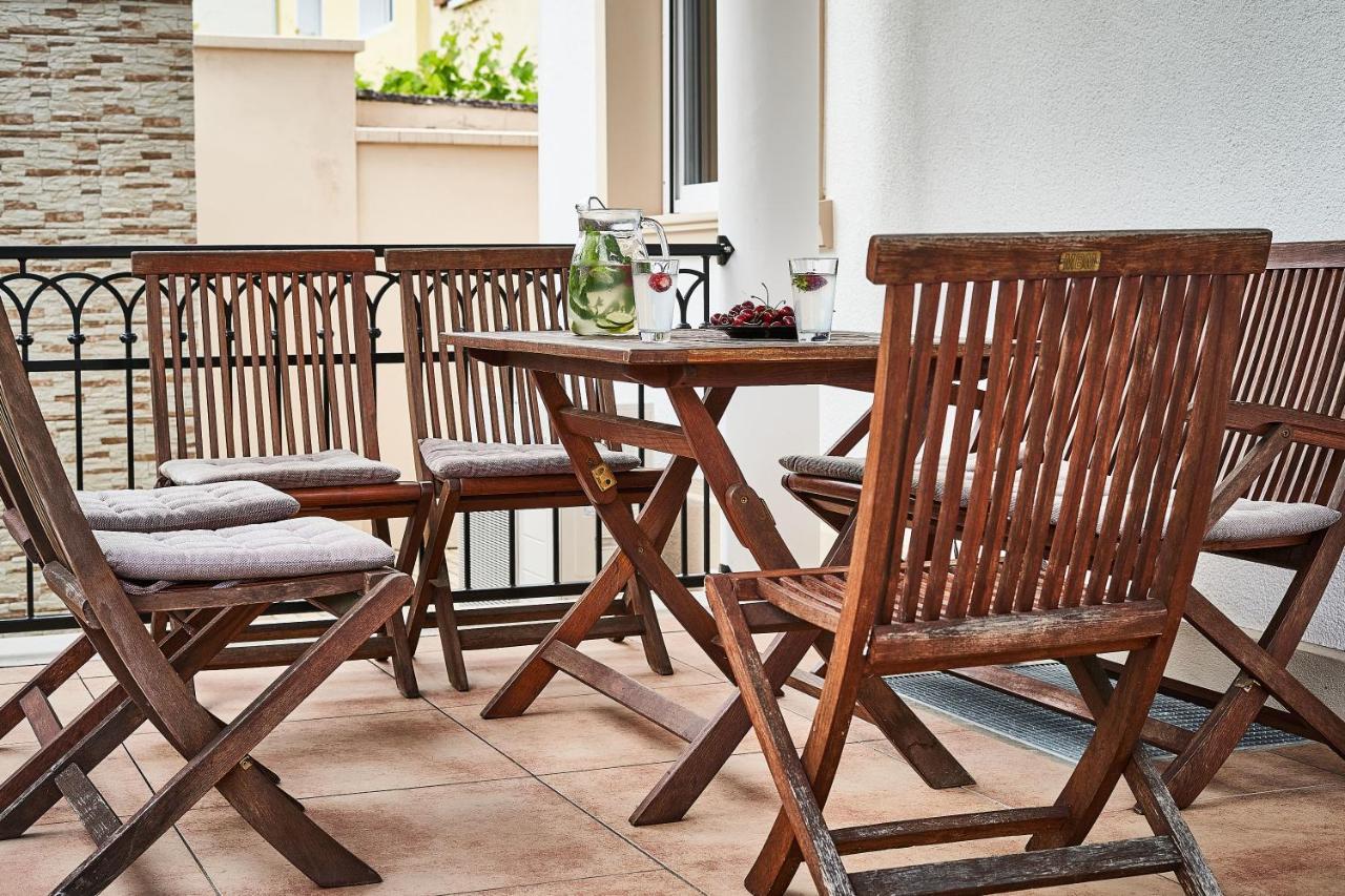 PRIMERA Zimmer mit Gemeinschaftsbad Singen  Exterior foto