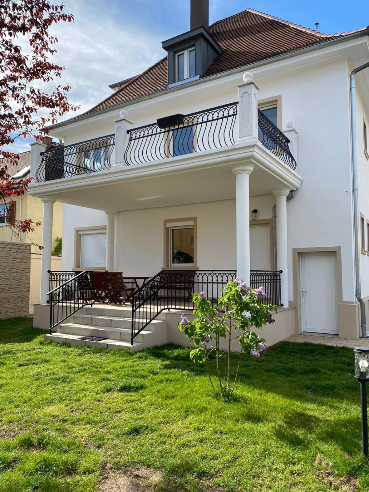 PRIMERA Zimmer mit Gemeinschaftsbad Singen  Exterior foto