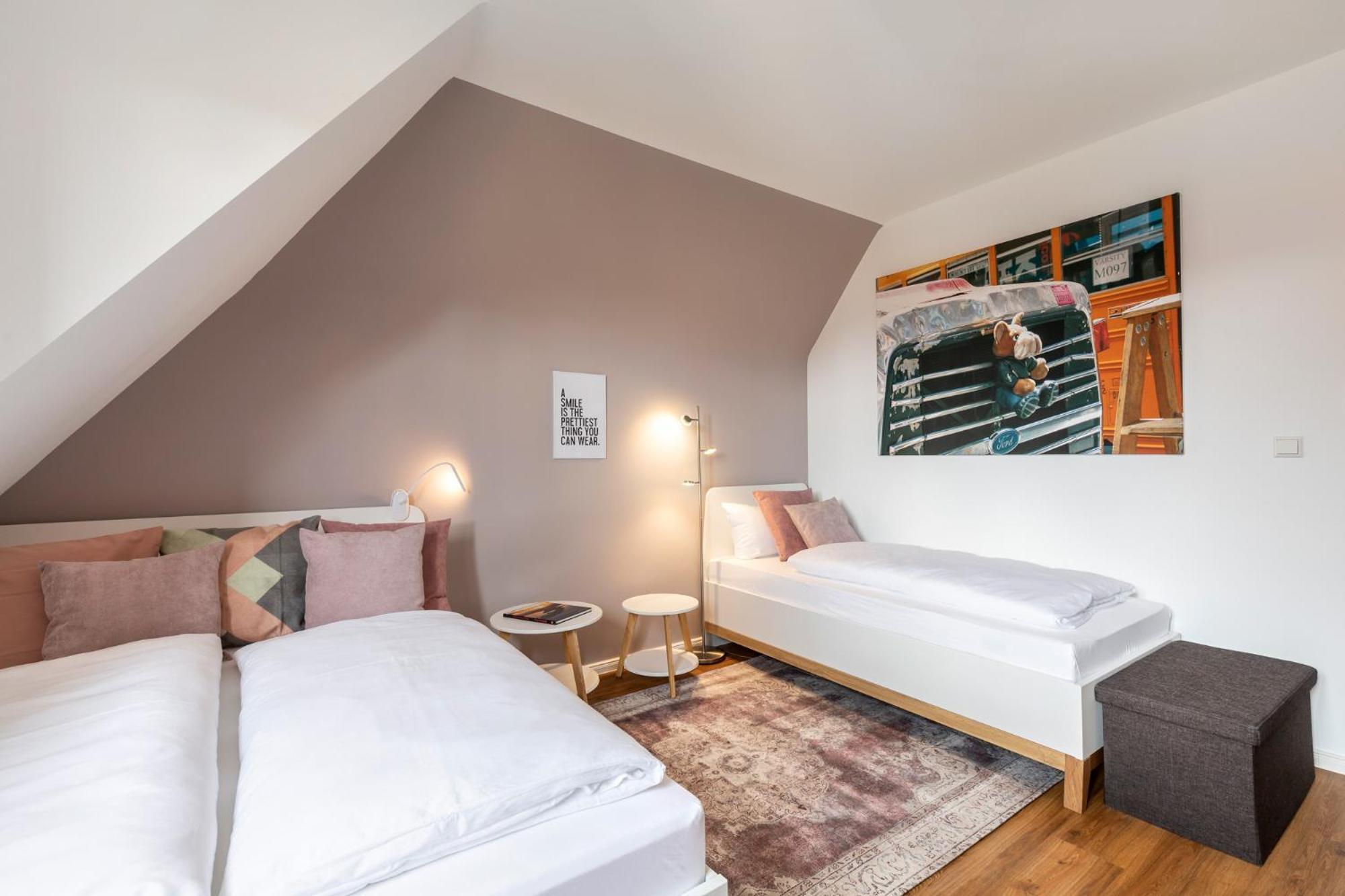 PRIMERA Zimmer mit Gemeinschaftsbad Singen  Exterior foto